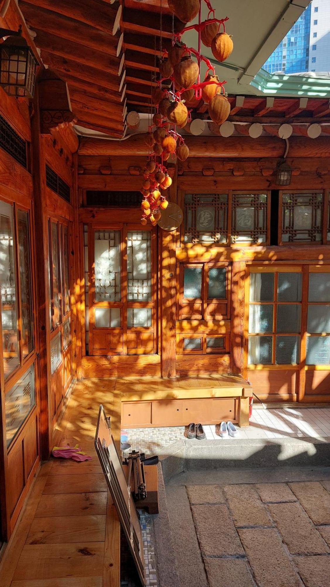 Dongmyo Hanok Sihwadang - Private Korean Style House In The City Center With A Beautiful Garden Seoul Luaran gambar